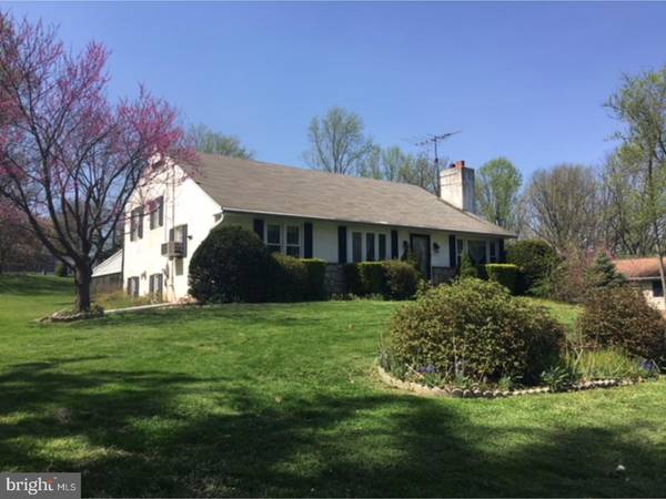 27 BENBURB RD, Phoenixville, PA 19460