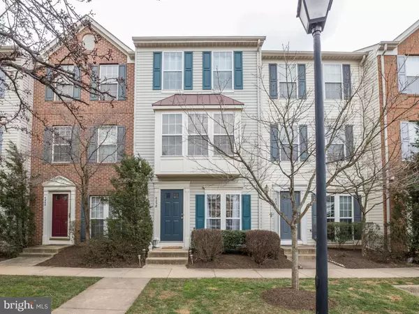 4238 WHEELED CAISSON SQ, Fairfax, VA 22033