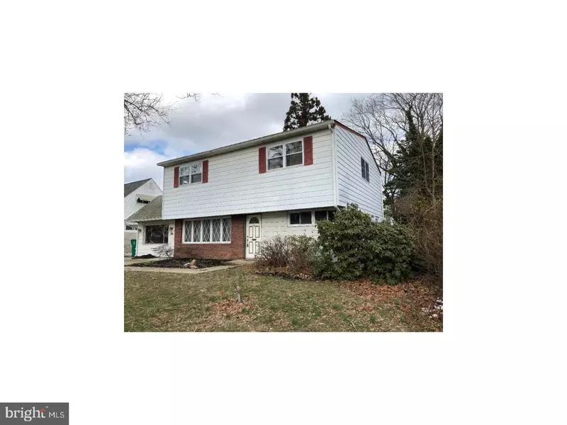 10 MAROON RD, Levittown, PA 19056