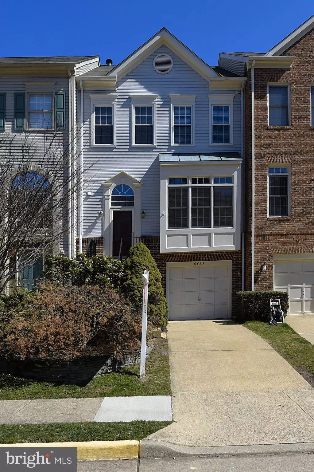 Alexandria, VA 22315,6625 FROST LAKE LN