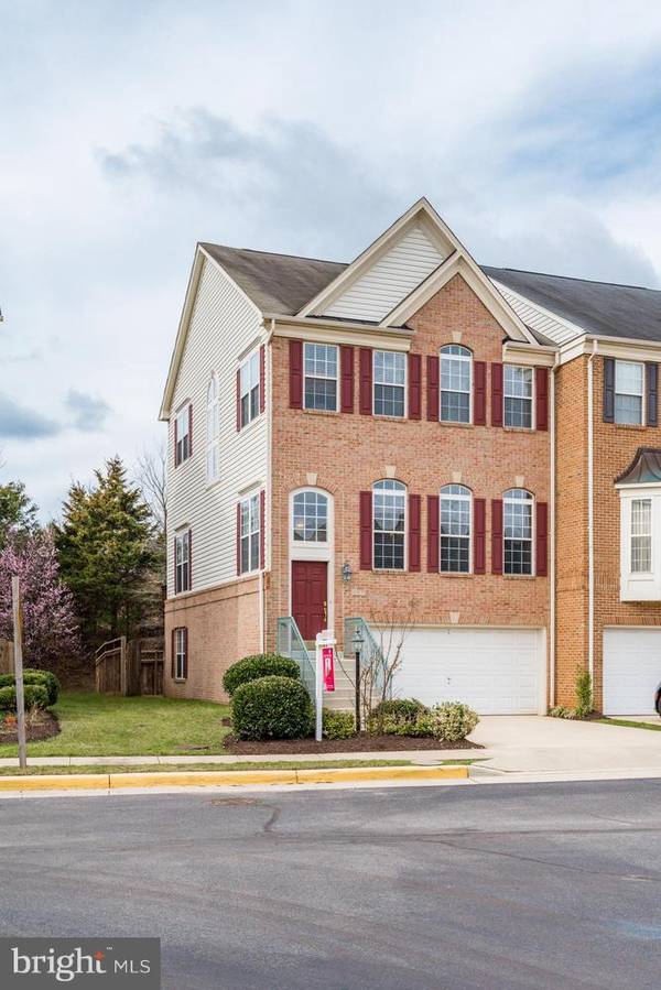 13605 CEDAR RUN LN, Herndon, VA 20171