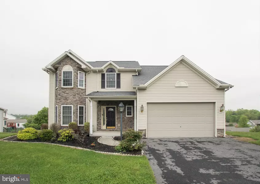 3919 SILVER BROOK DR, Mechanicsburg, PA 17050