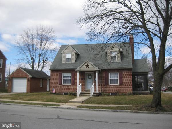 501 MIDDLE ST W, Hanover, PA 17331