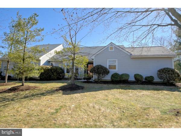 15 VENTNOR DR, Monroe, NJ 08831