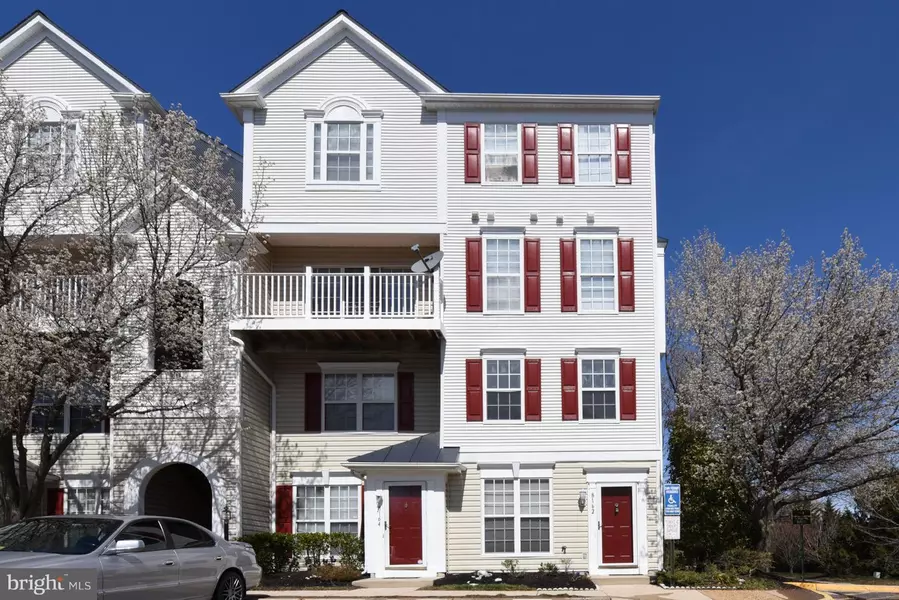 8162 COCKBURN CT, Lorton, VA 22079