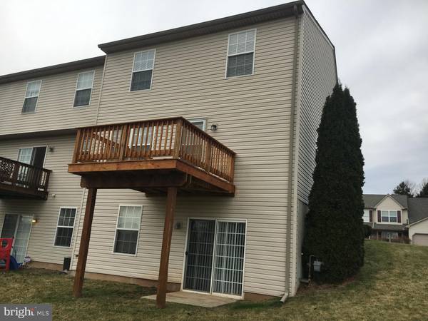 Manchester, PA 17345,515 GLEN DR