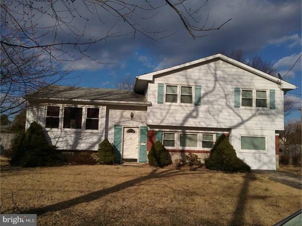 405 S ARTHUR DR, Edgewater Park, NJ 08010