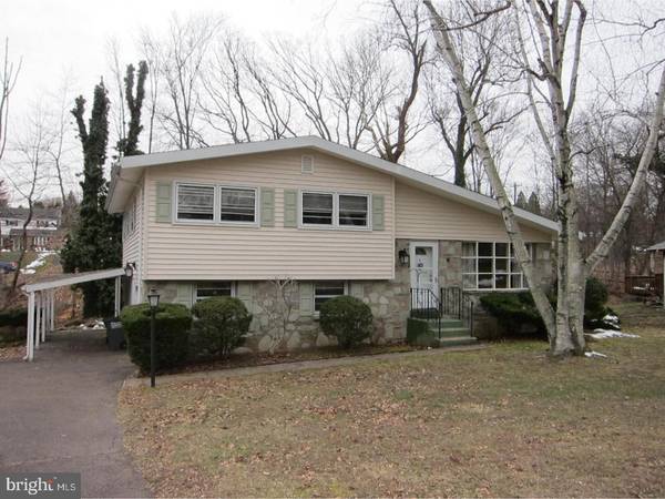 28 PENNLYN RD, Churchville, PA 18966