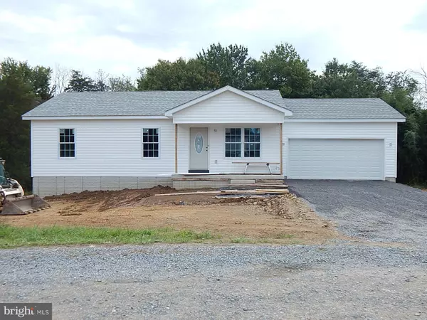 140 HOLLINGSWORTH CT, Martinsburg, WV 25405