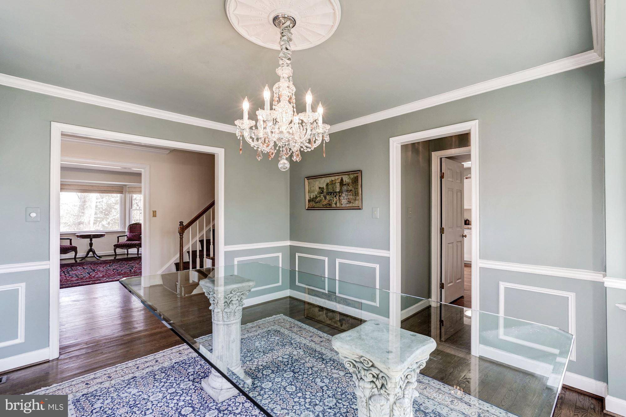 Mclean, VA 22101,1243 COLONIAL RD