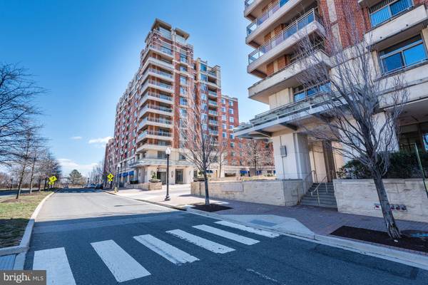 3650 GLEBE RD #659, Arlington, VA 22202