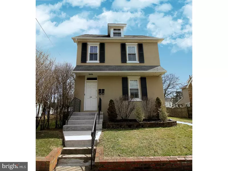 221 GREEN ST, Lansdale, PA 19446