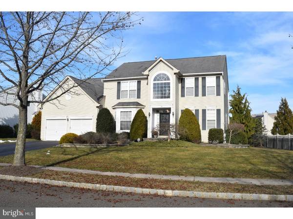 19 BERWICK CIR, East Windsor, NJ 08520