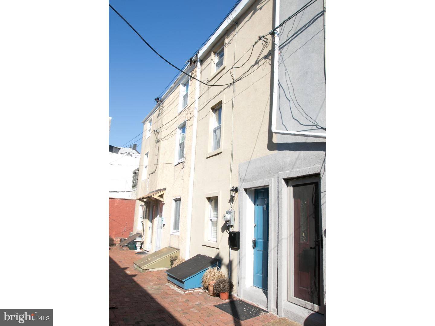 8 LINCOLN AVE, Philadelphia, PA 19147