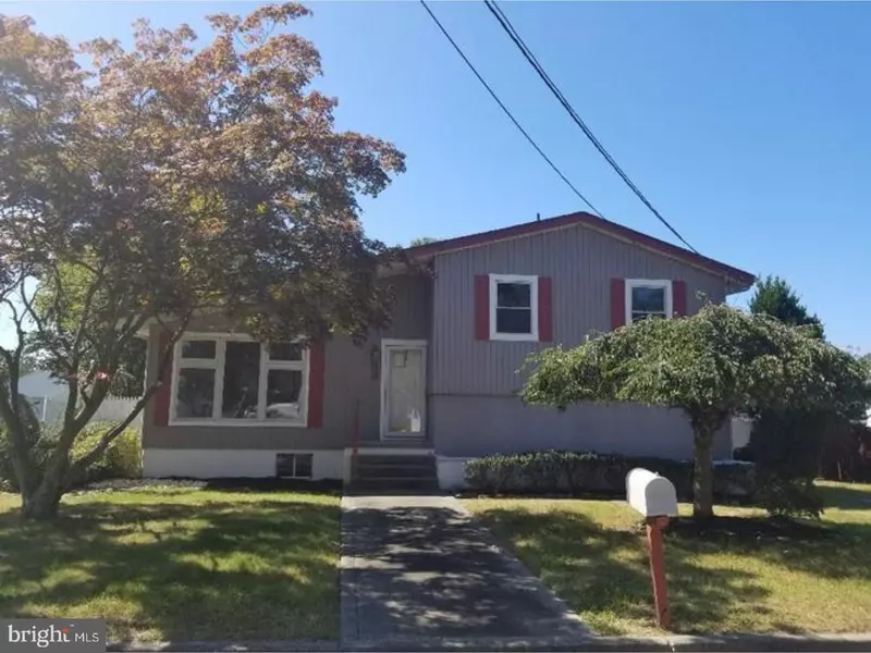 33 BEACH AVE, Pennsville, NJ 08070