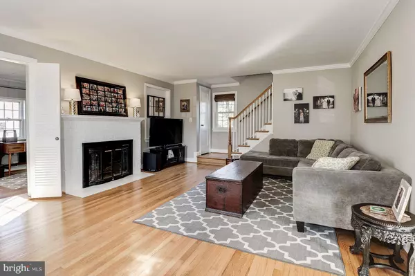 Springfield, VA 22150,5915 DINWIDDIE ST