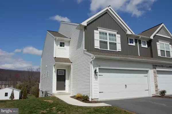 111 LANDOVER CT, Enola, PA 17025