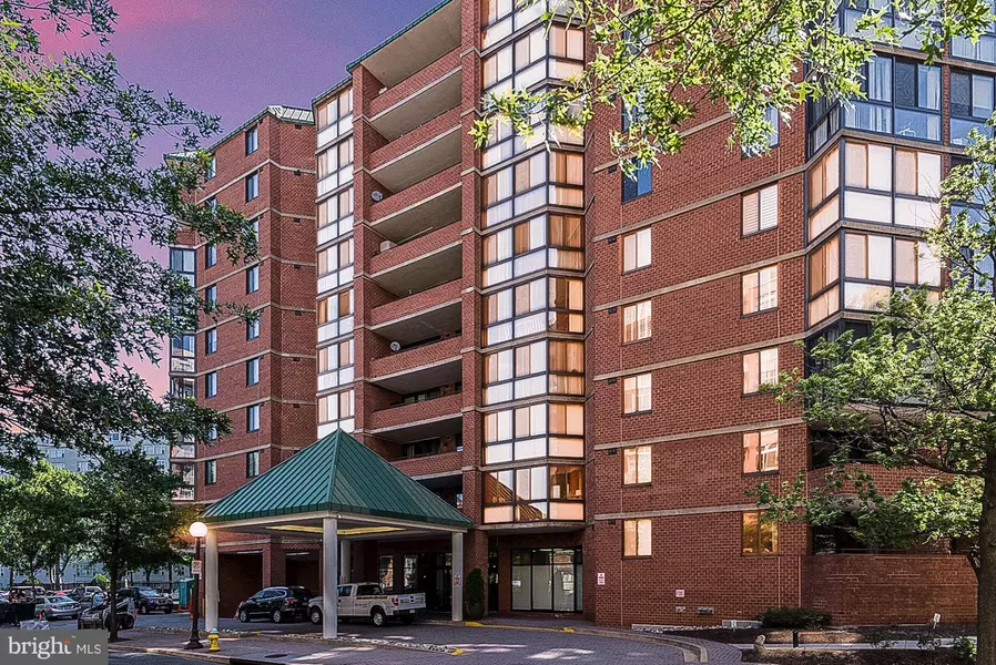 1001 RANDOLPH ST N #622, Arlington, VA 22201