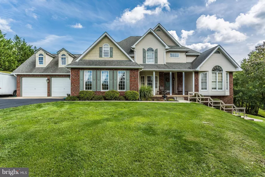 13403 AUTUMN CREST DR, Mount Airy, MD 21771