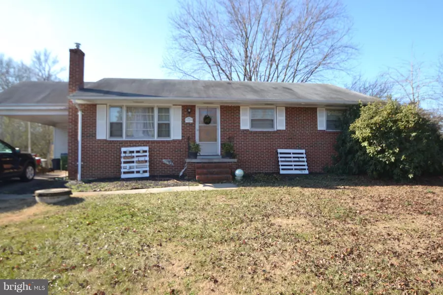 10506 WOODLAND DR, Fredericksburg, VA 22407