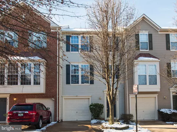 8286 JAKE PL, Alexandria, VA 22309