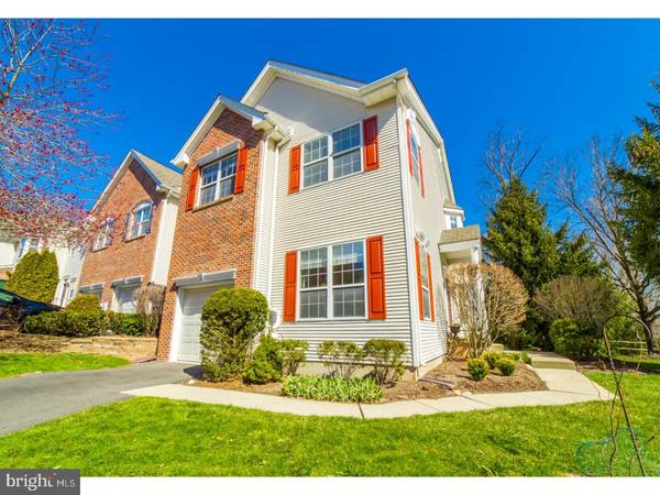 2 HERITAGE HILLS DR, Washington Crossing, PA 18977