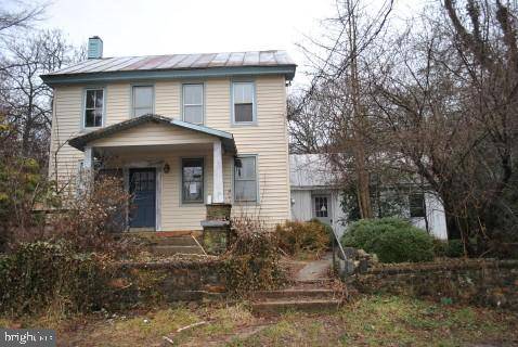 410 E SPRING VALLEY RD, Dillsburg, PA 17019