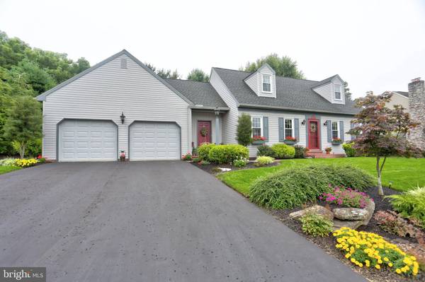 1350 HICKORY RUN DR, Elizabethtown, PA 17022