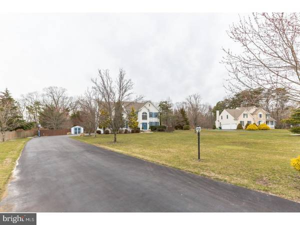 8 RUTLAND CT, Shamong, NJ 08088