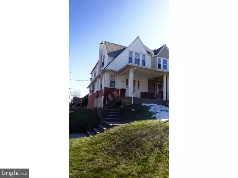 210 E ESSEX AVE, Lansdowne, PA 19050