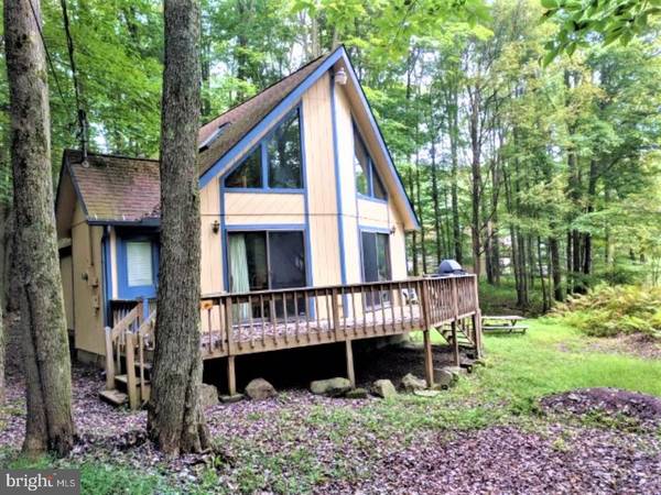 184 COMANCHE TRL #1, Pocono Lake, PA 18347