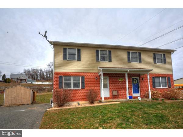 122 MEADOW LN, Bechtelsville, PA 19505