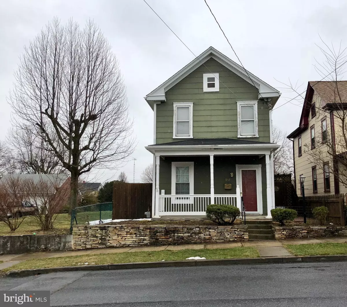 Martinsburg, WV 25401,932 WEST VIRGINIA AVE