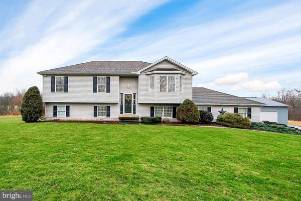 4602 EAST BERLIN RD, Thomasville, PA 17364