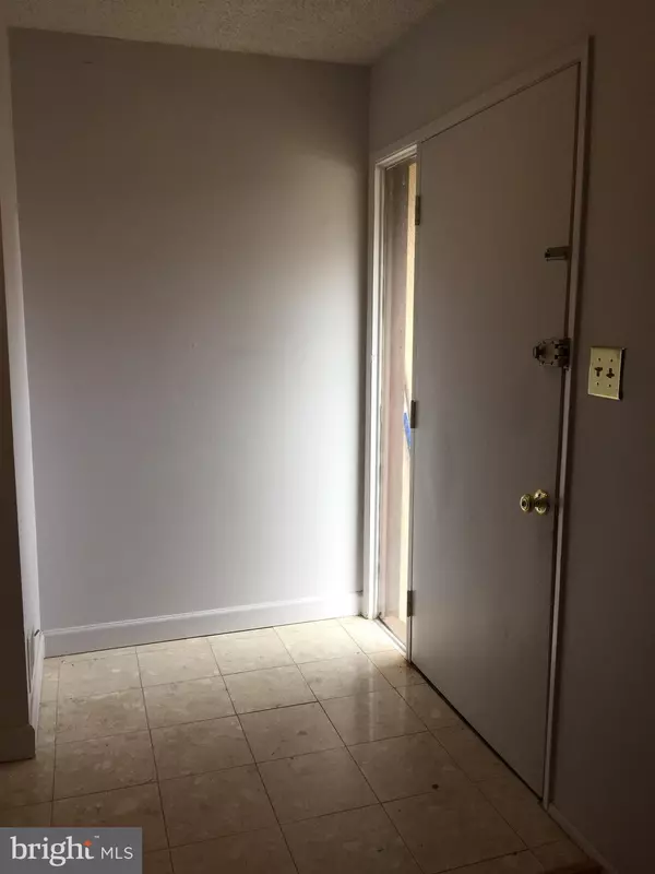 Reston, VA 20191,2214 CARTWRIGHT PL