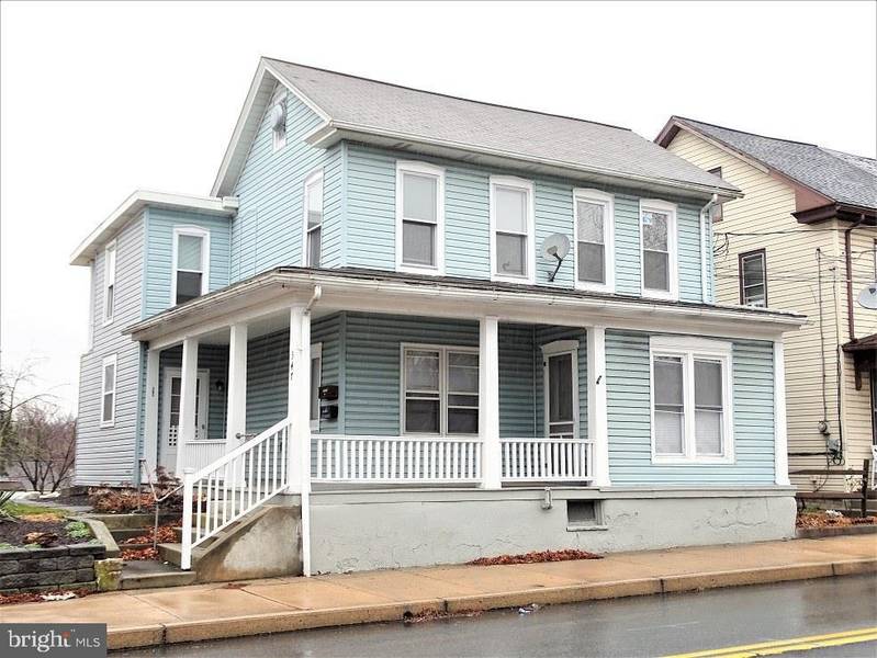 347 E HIGH ST #201, Elizabethtown, PA 17022