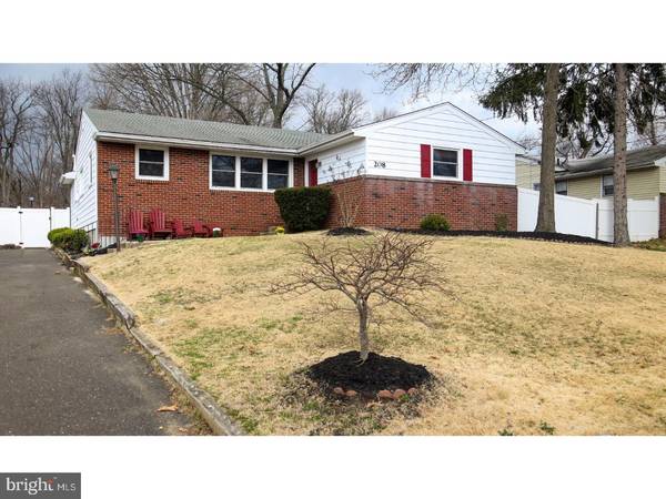 208 WOODLAND AVE, Cherry Hill, NJ 08002