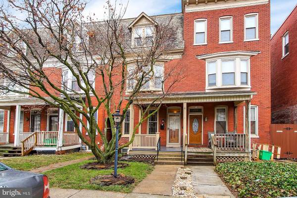 1156 E KING ST, York, PA 17403