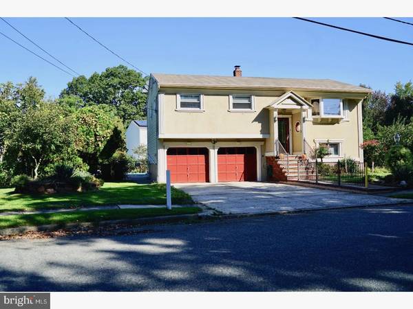 4 WINSLOW RD, Edison, NJ 08837