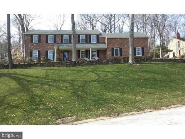 7 TIVERTON CIR, Wayne, PA 19087