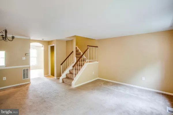 Alexandria, VA 22315,7441 HATHERLEIGH CT