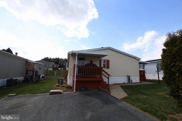 Lancaster, PA 17603,105 JEMFIELD CT