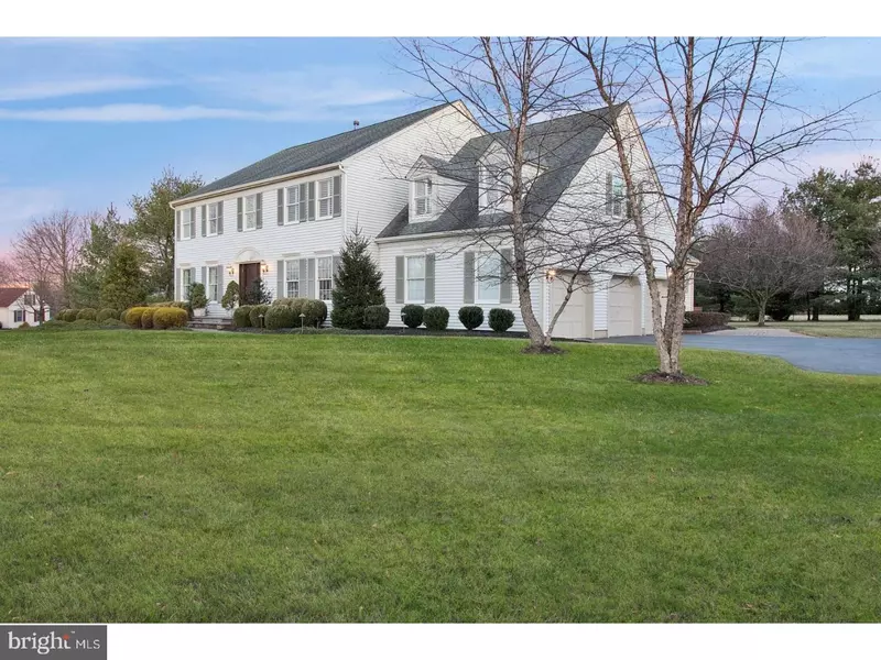 25 RIDGEVIEW DR, Belle Mead, NJ 08502