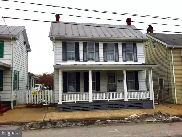 426 KING ST, Shippensburg, PA 17257