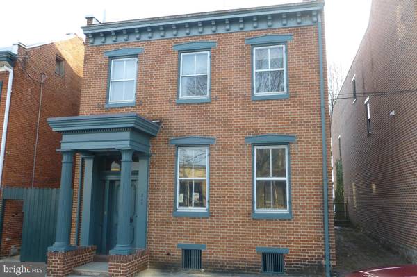 213 S HANOVER ST, Carlisle, PA 17013