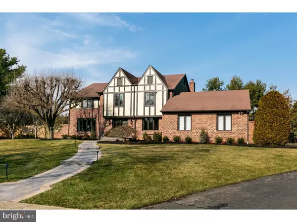 4 EAGLEBROOK CT, Moorestown, NJ 08057