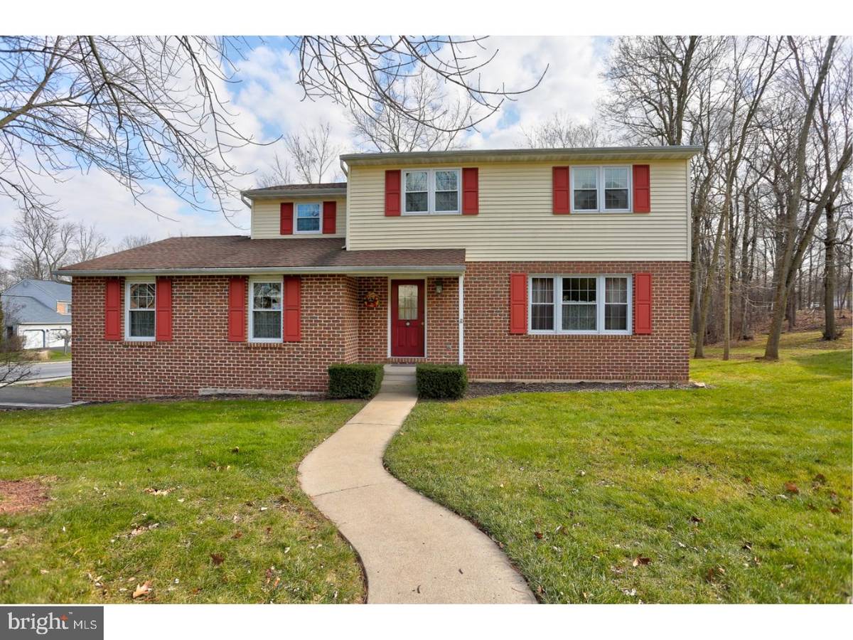 Douglassville, PA 19518,301 IVY LN