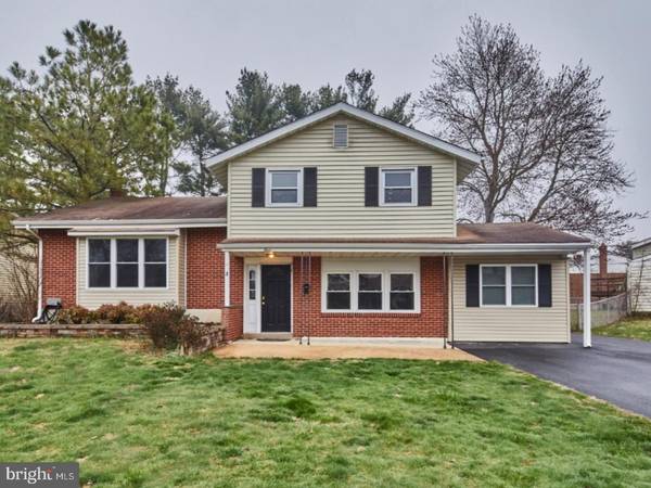 4 SUNDEW RD, Newark, DE 19711