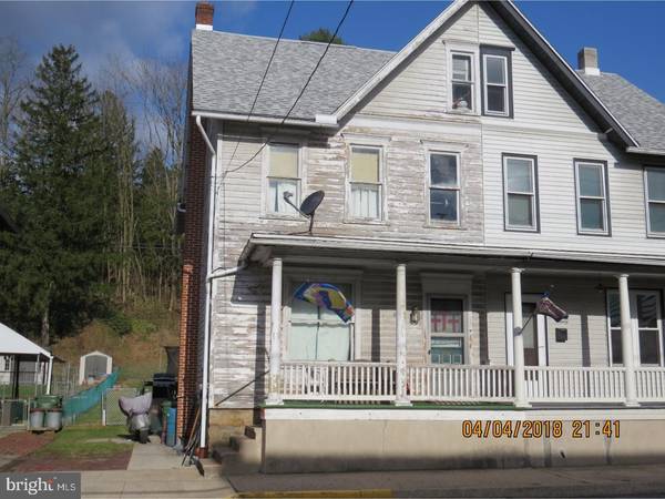 292 S TULPEHOCKEN ST, Pine Grove, PA 17963