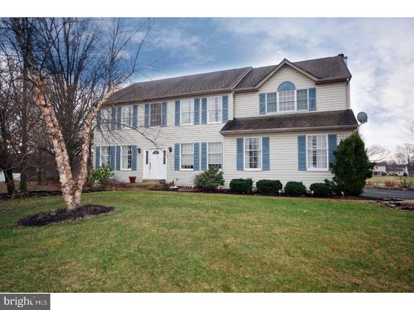 5790 LEXINGTON DR, Pipersville, PA 18947